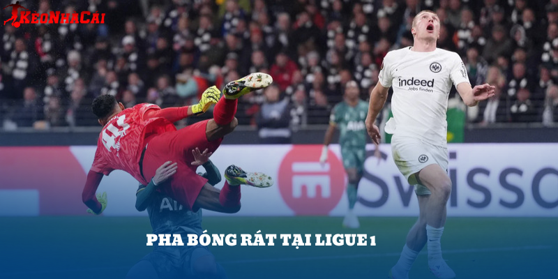 Trận đấu giữa PSG và Nantes thường xuyên chứng kiến nhiều pha vào bóng mạnh tay